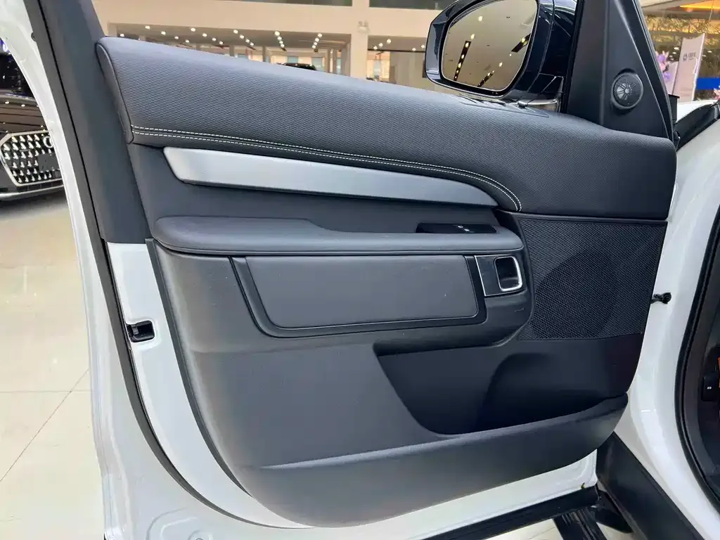 Land Rover Discovery 2022 из CN, фото 7