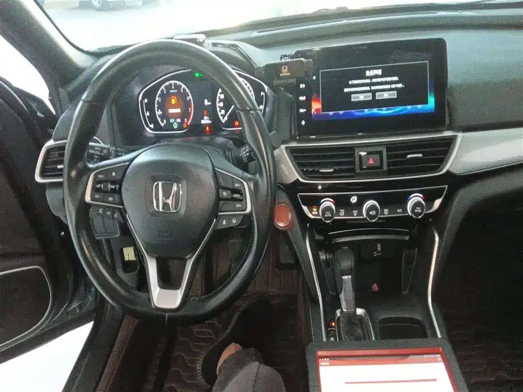 Honda Inspire 2023 из CN, фото 10
