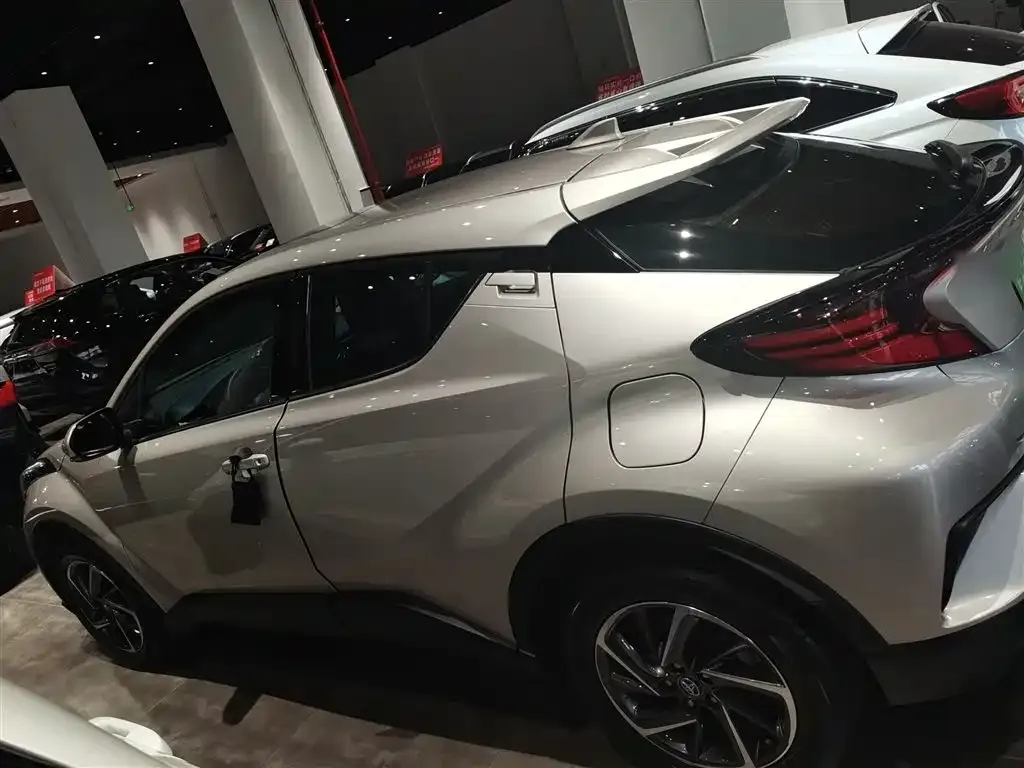 Toyota C-HR 2021 из CN, фото 9