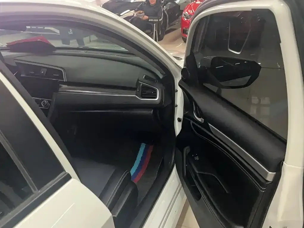 Honda Civic 2022 из CN, фото 7