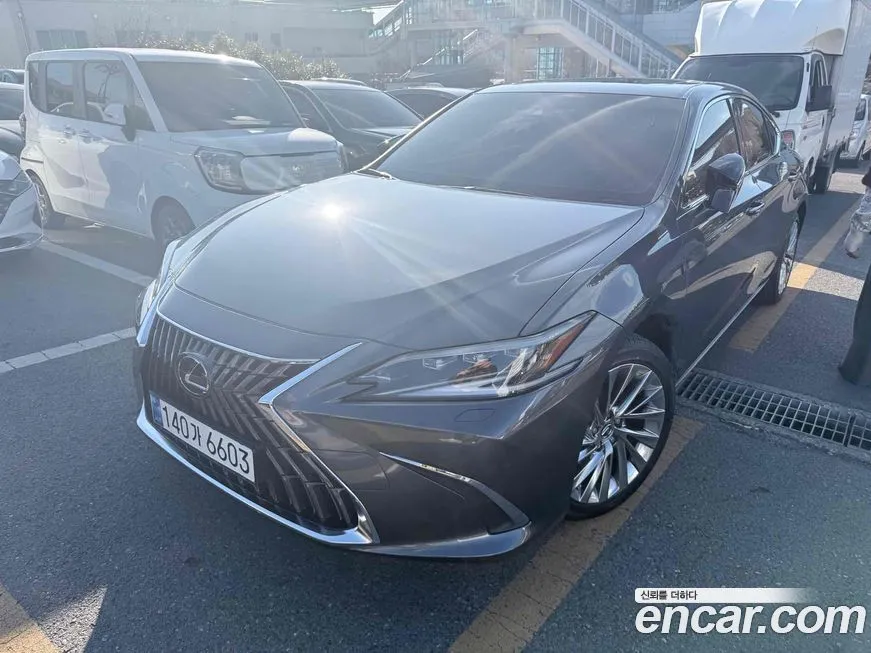 Lexus ES 2025 из KR, фото 9