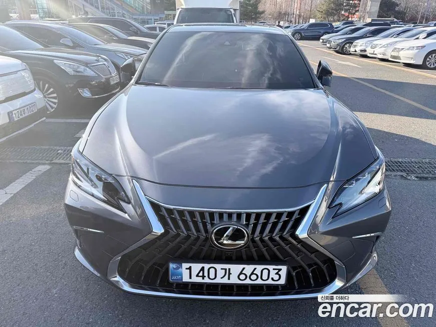 Lexus ES 2025 из KR, фото 5