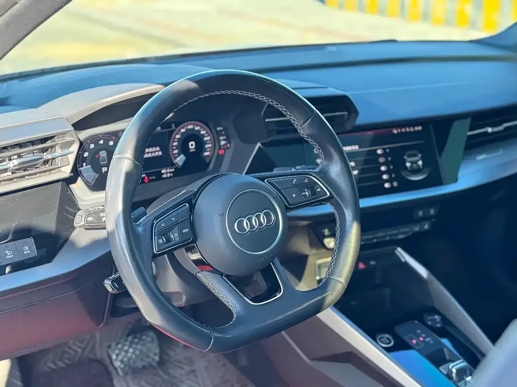 Audi A3 2023 из CN, фото 10