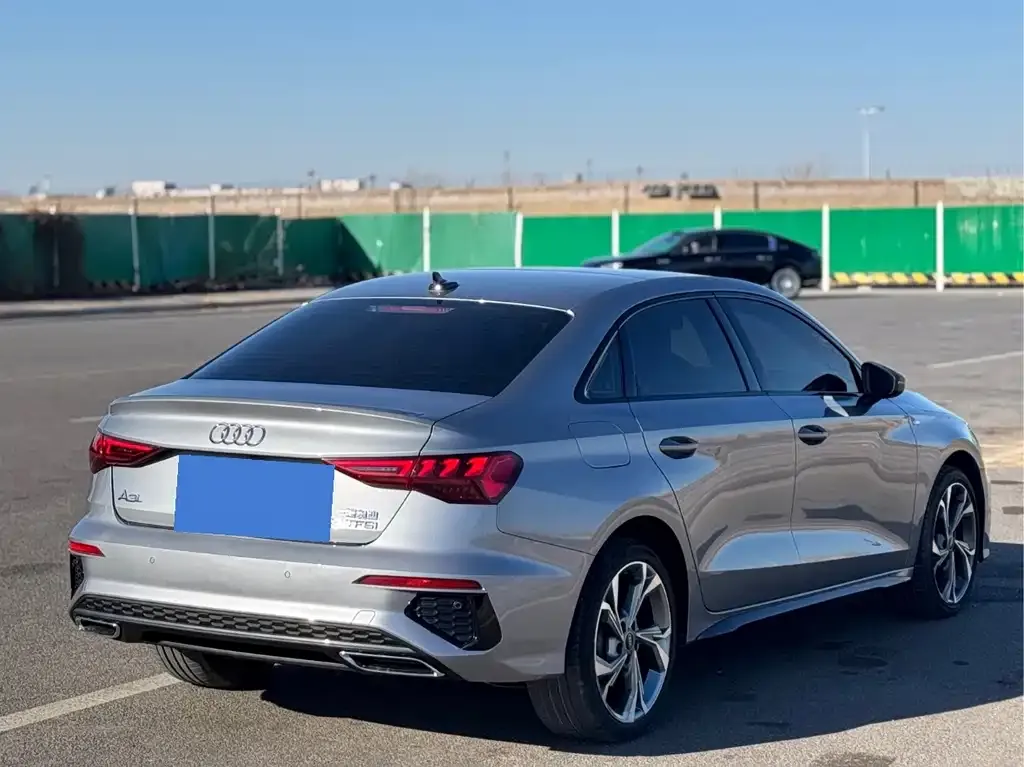 Audi A3 2023 из CN, фото 5