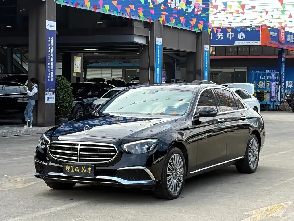 Mercedes-Benz E-Class 2023 из CN, фото 1