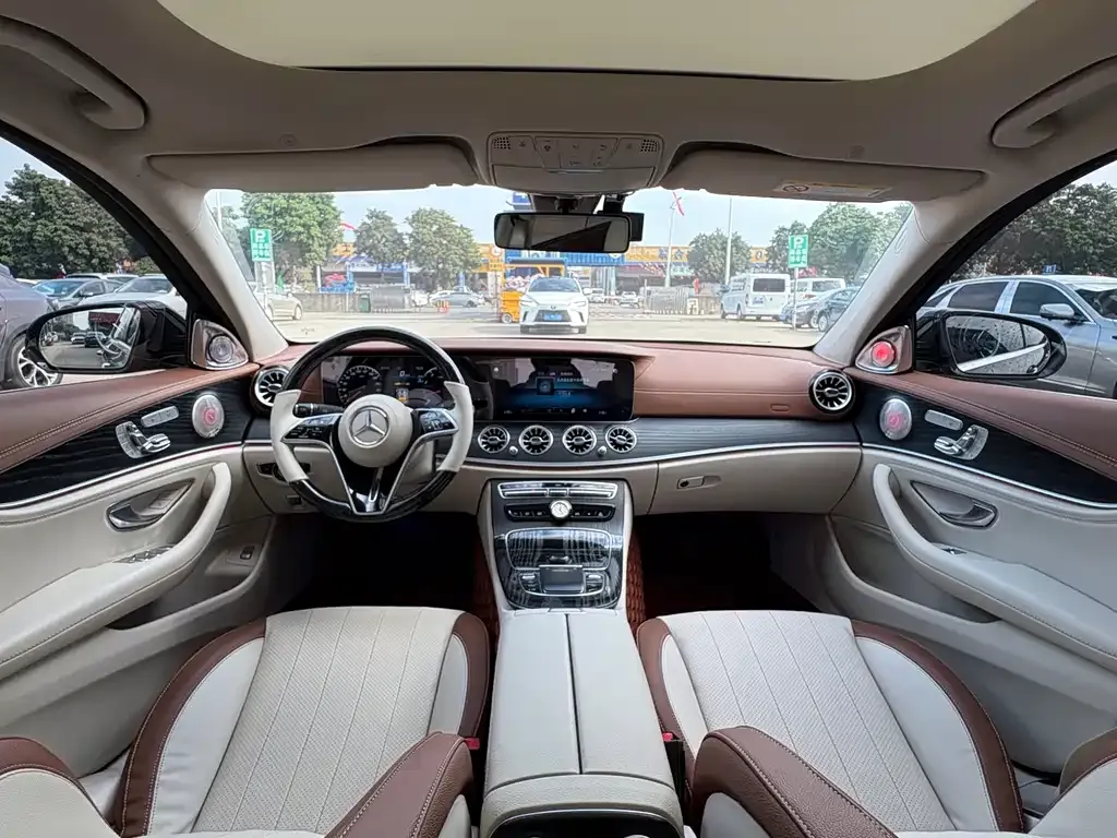 Mercedes-Benz E-Class 2023 из CN, фото 6