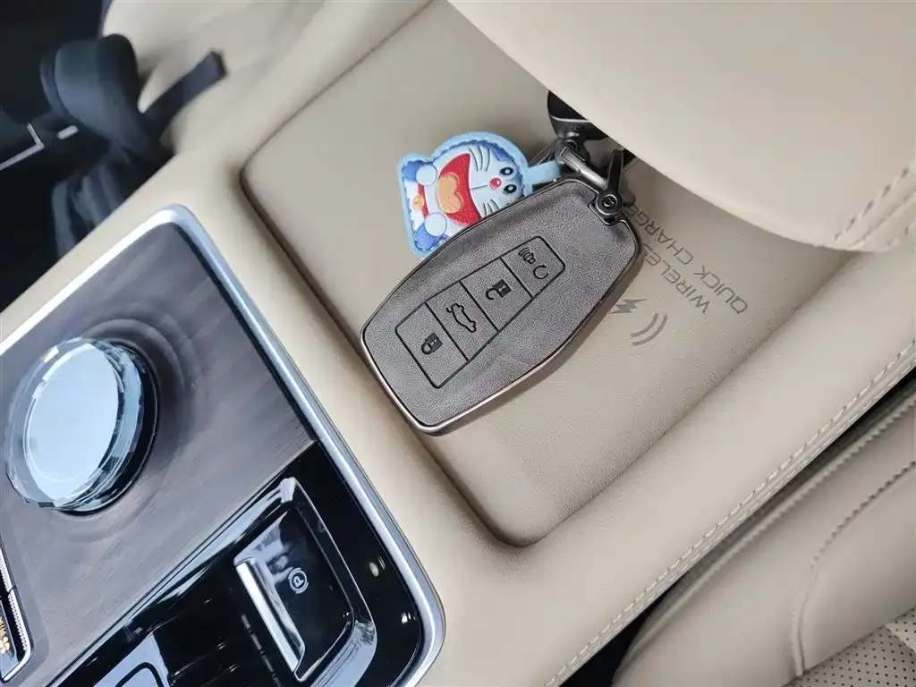 Geely Xingyue L 2025 из CN, фото 8