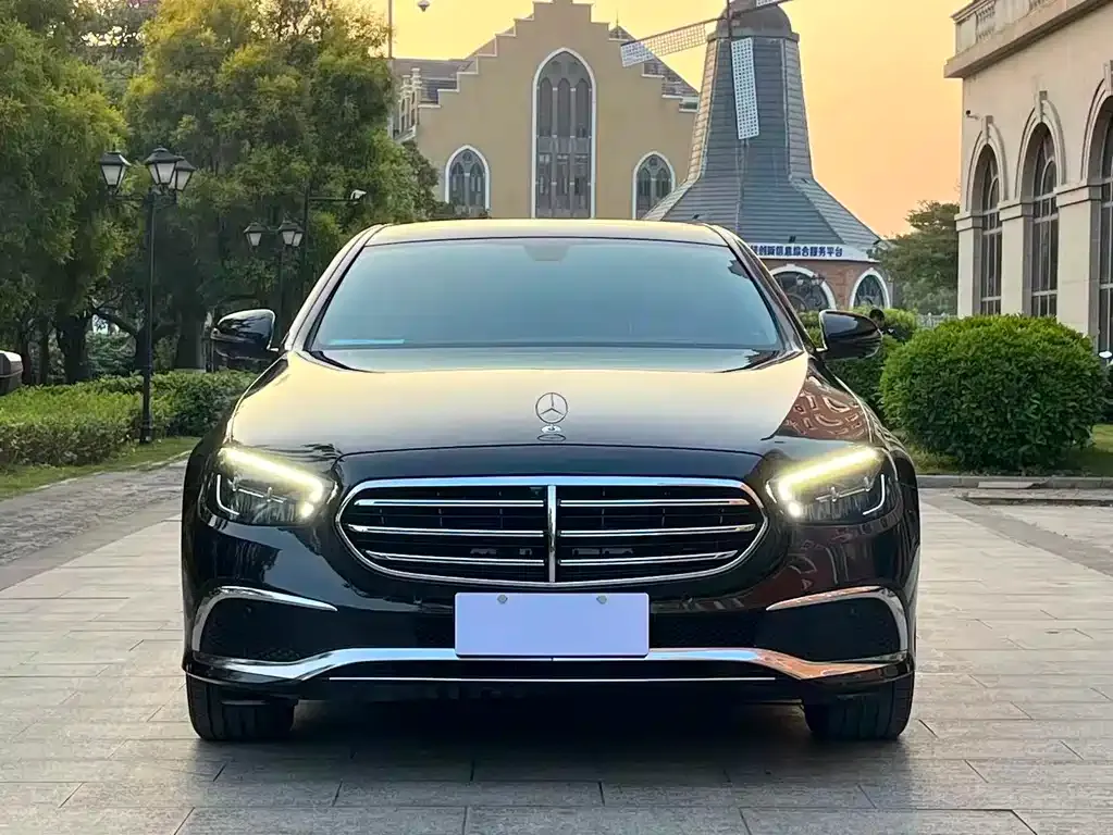 Mercedes-Benz E-Class 2022 из CN, фото 3