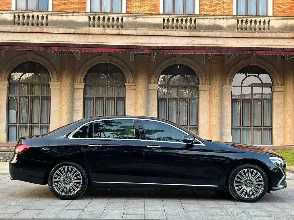Mercedes-Benz E-Class 2022 из CN, фото 2