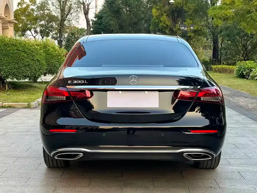 Mercedes-Benz E-Class 2022 из CN, фото 7