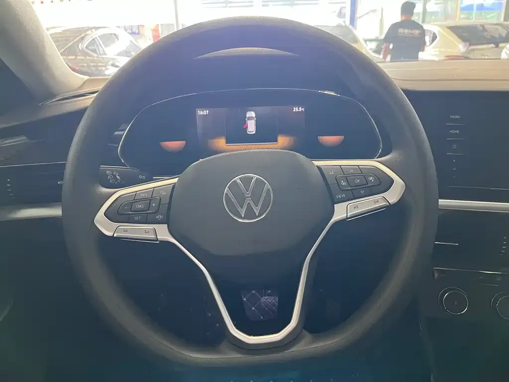 Volkswagen Passat 2022 из CN, фото 10