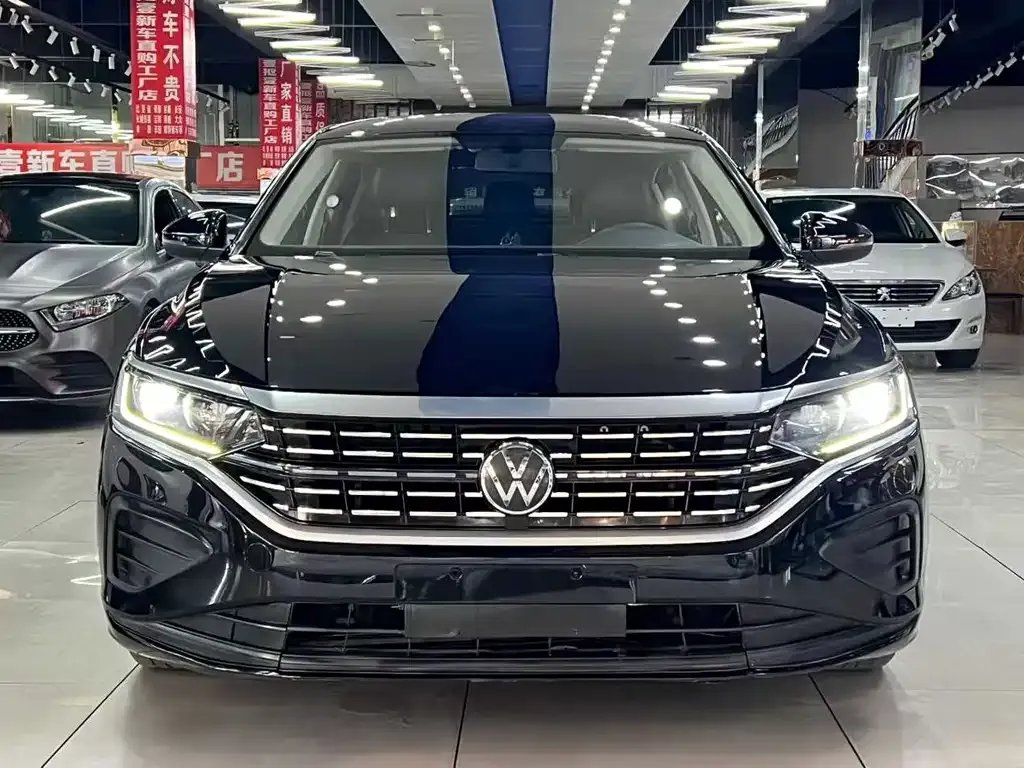 Volkswagen Passat 2022 из CN, фото 2