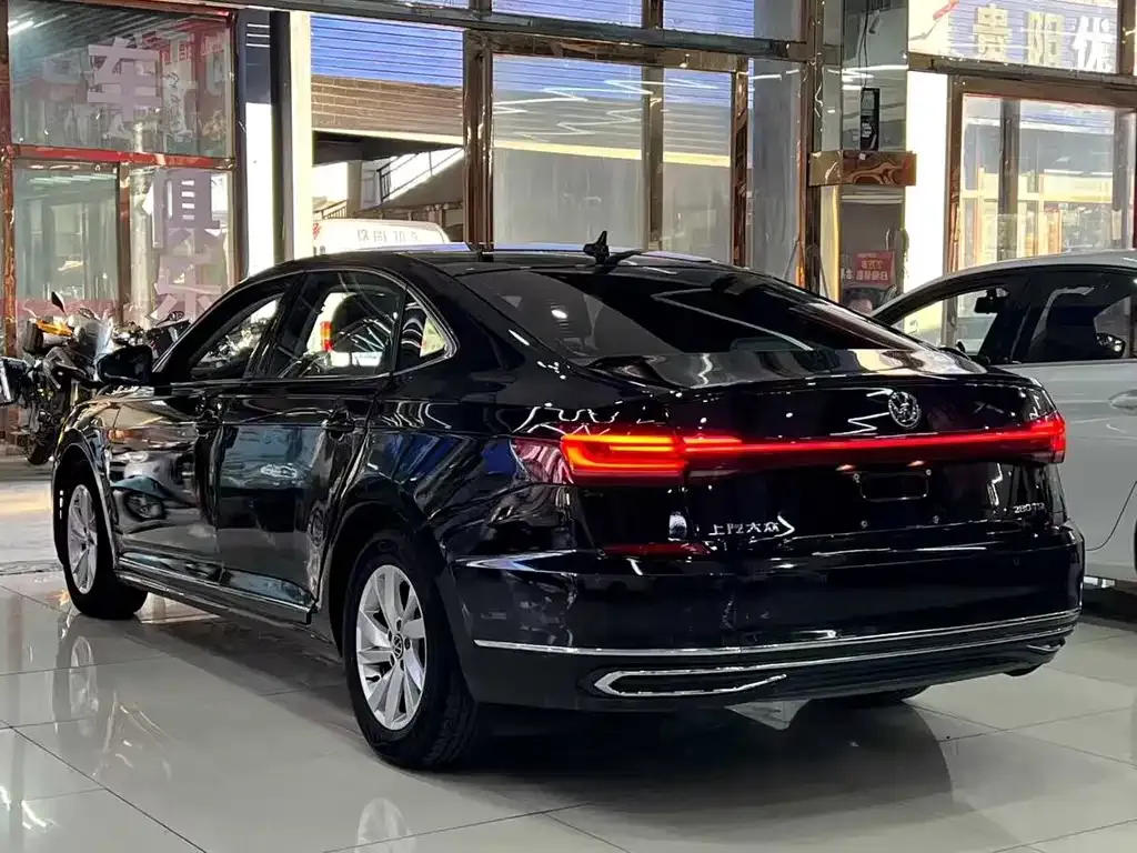Volkswagen Passat 2022 из CN, фото 4