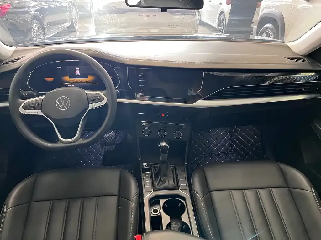Volkswagen Passat 2022 из CN, фото 9