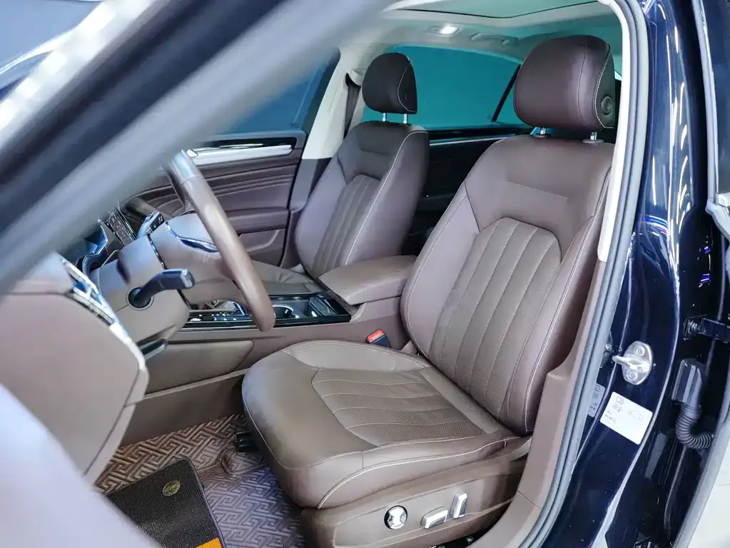 Volkswagen Phideon — фото 5