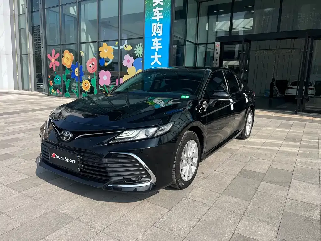 Toyota Camry 2021 из CN, фото 1