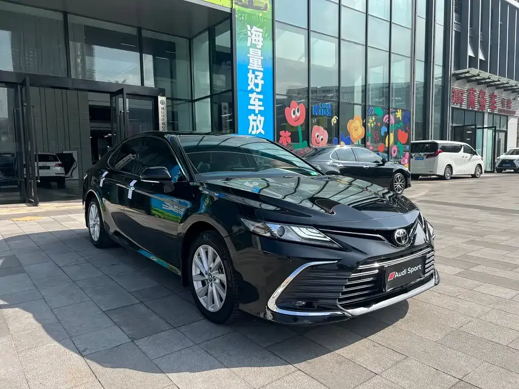 Toyota Camry 2021 из CN, фото 10