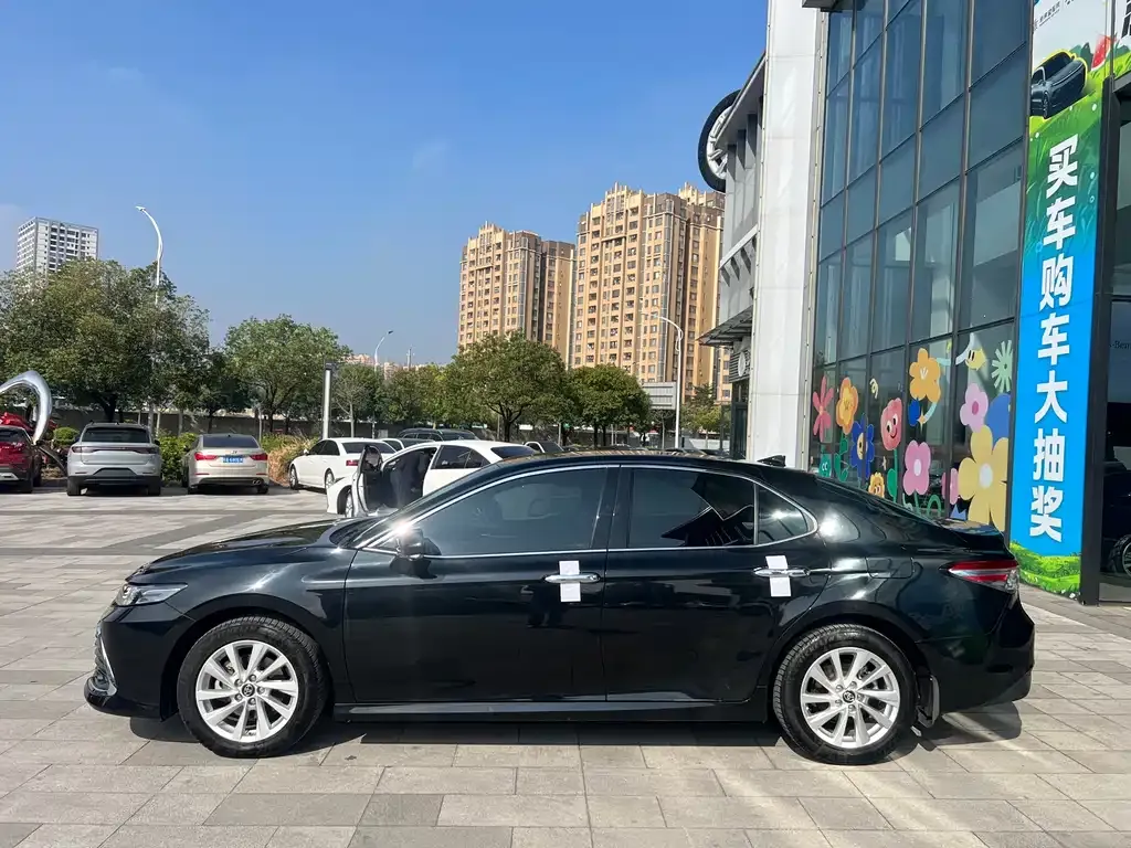 Toyota Camry 2021 из CN, фото 9