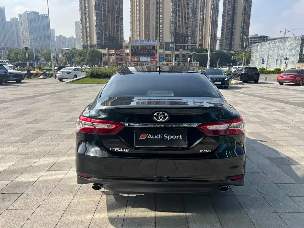 Toyota Camry 2021 из CN, фото 5