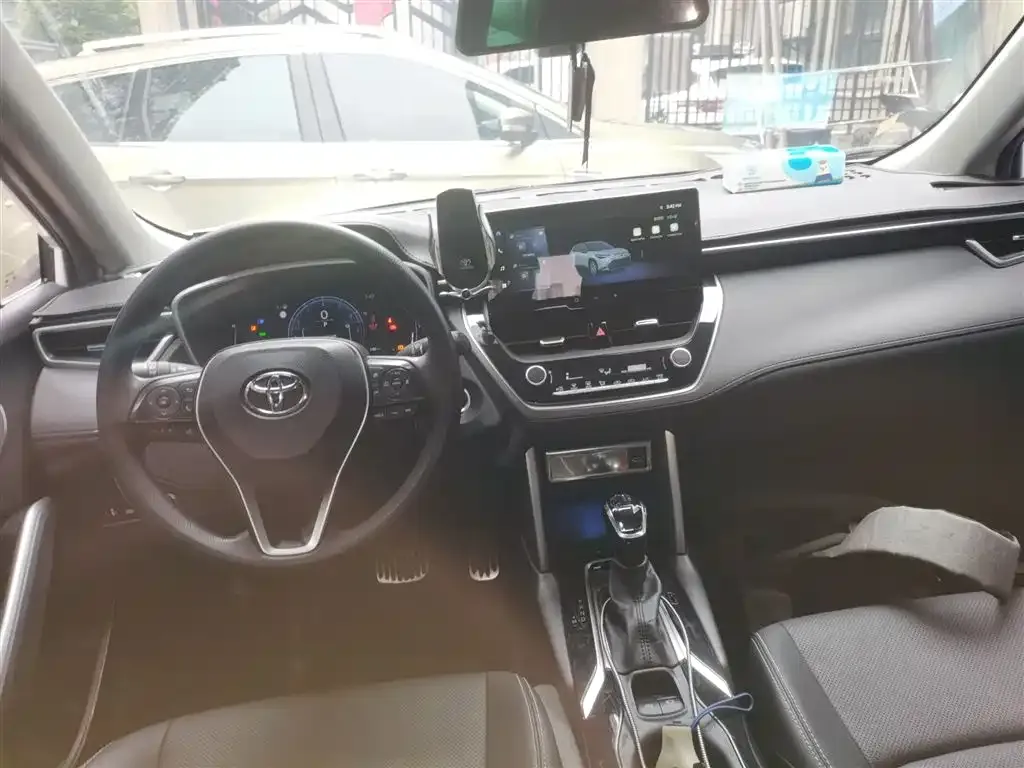 Toyota Frontlander 2023 из CN, фото 8