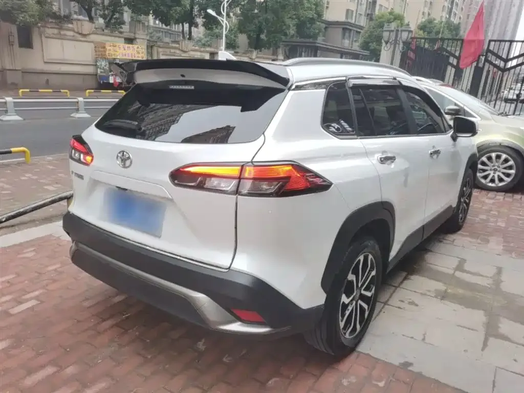 Toyota Frontlander 2023 из CN, фото 7