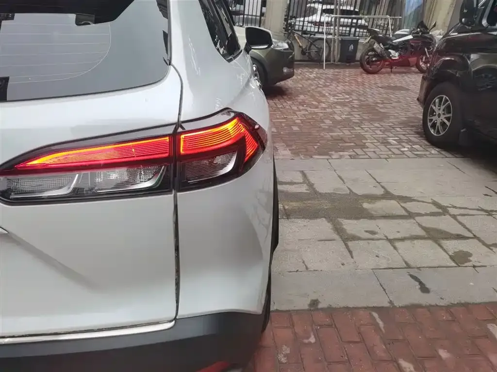 Toyota Frontlander 2023 из CN, фото 2