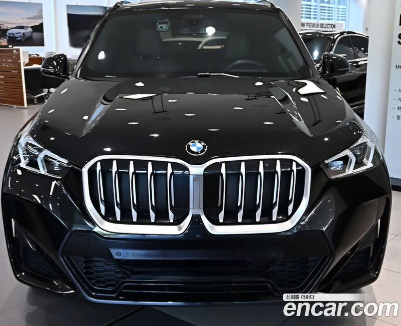 BMW X1 — фото 1