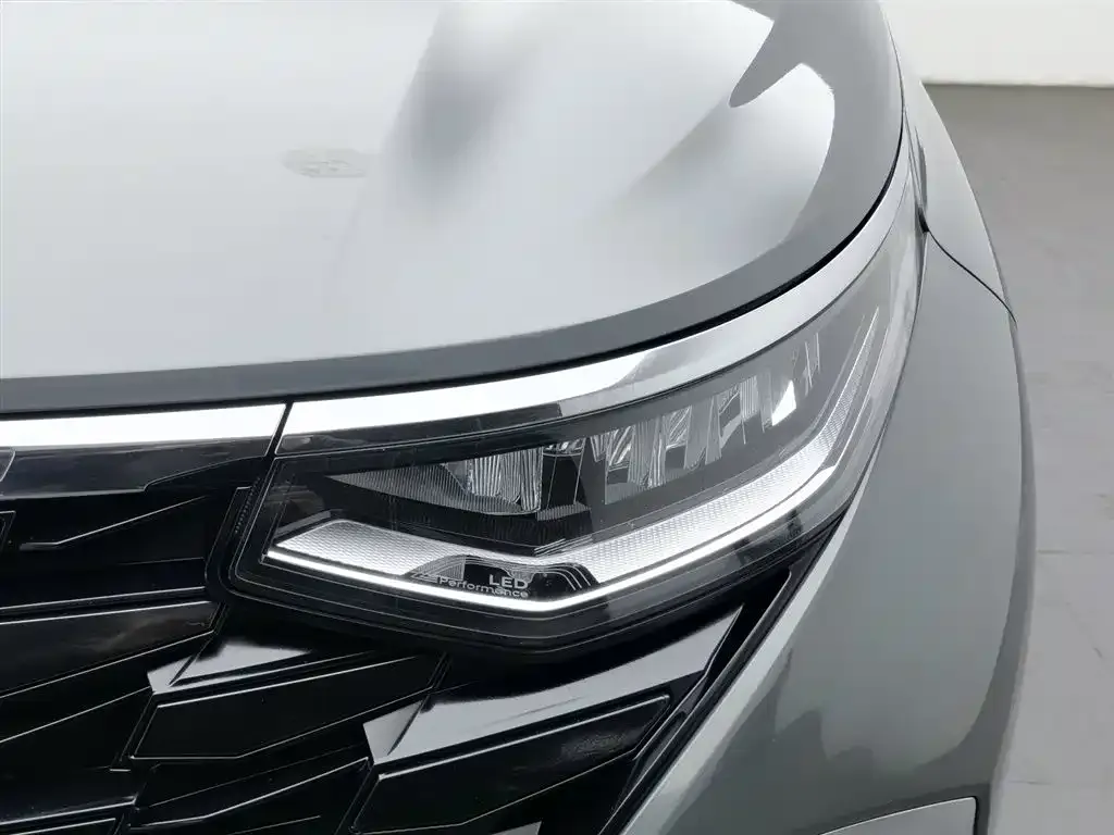 Hyundai Custo — фото 7