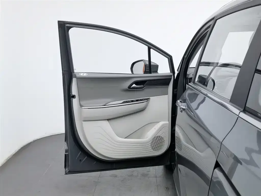 Hyundai Custo — фото 8