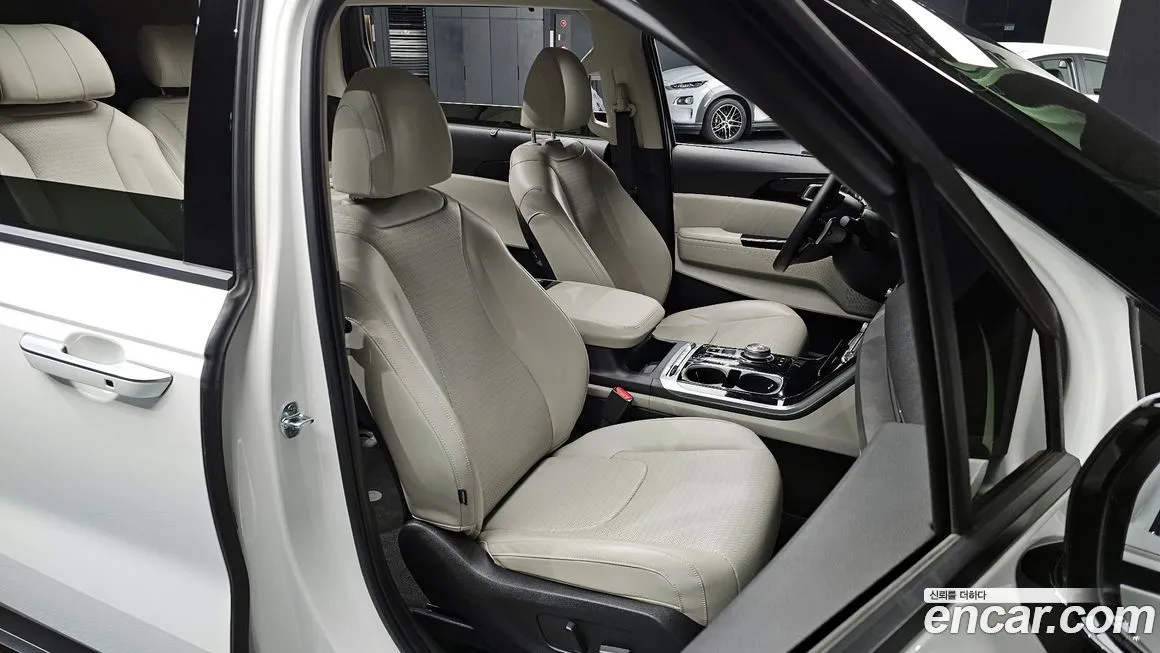 Kia Carnival — фото 2