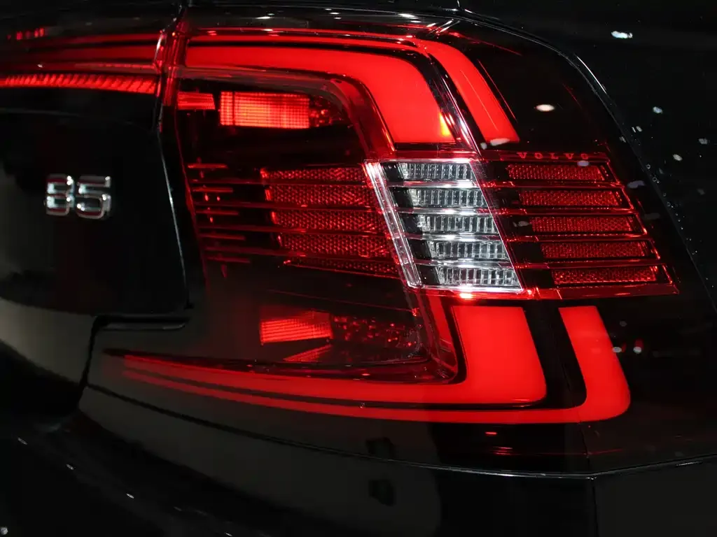 Volvo S90 — фото 7