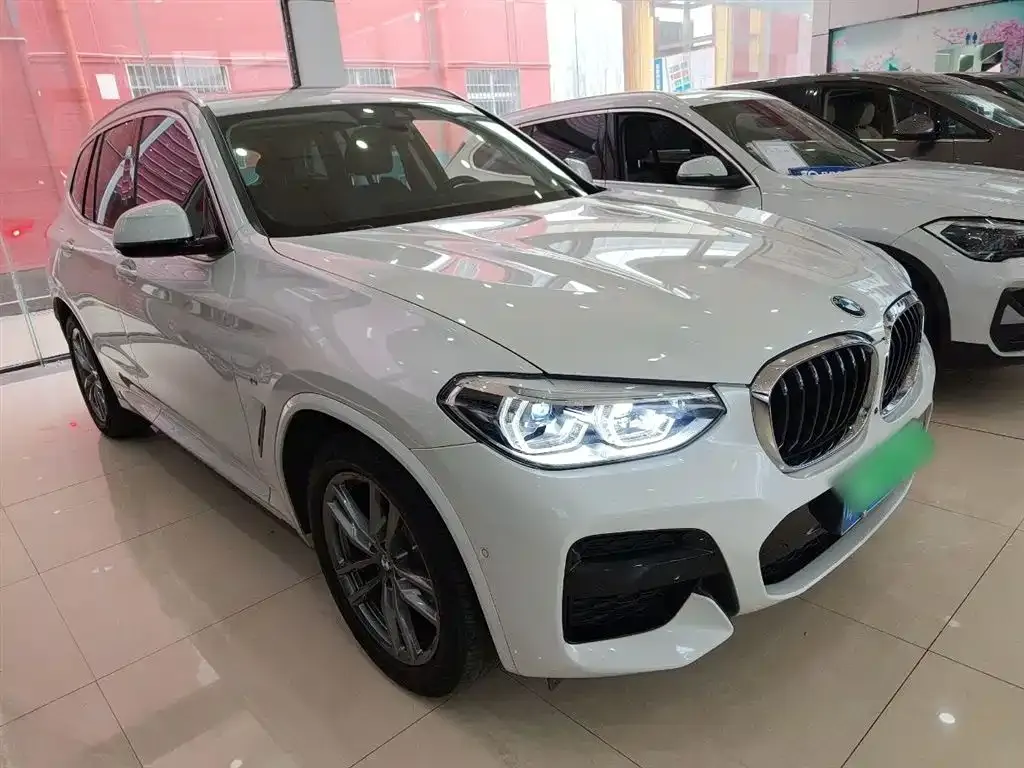 BMW X3 — фото 10