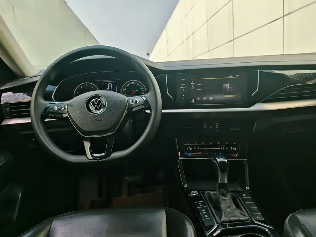 Volkswagen Passat — фото 2