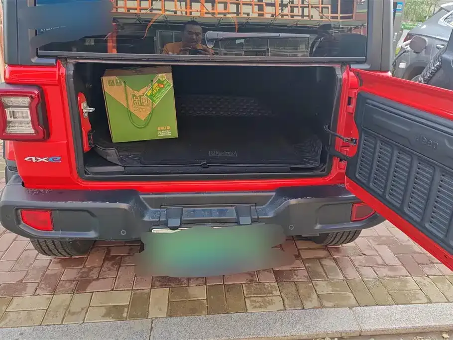 Jeep Wrangler PHEV 2021 из CN, фото 6