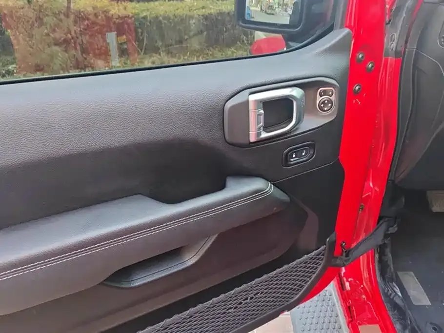 Jeep Wrangler PHEV 2021 из CN, фото 2