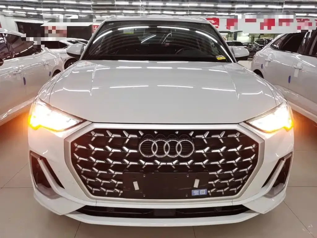 Audi Q3 2026 из CN, фото 9
