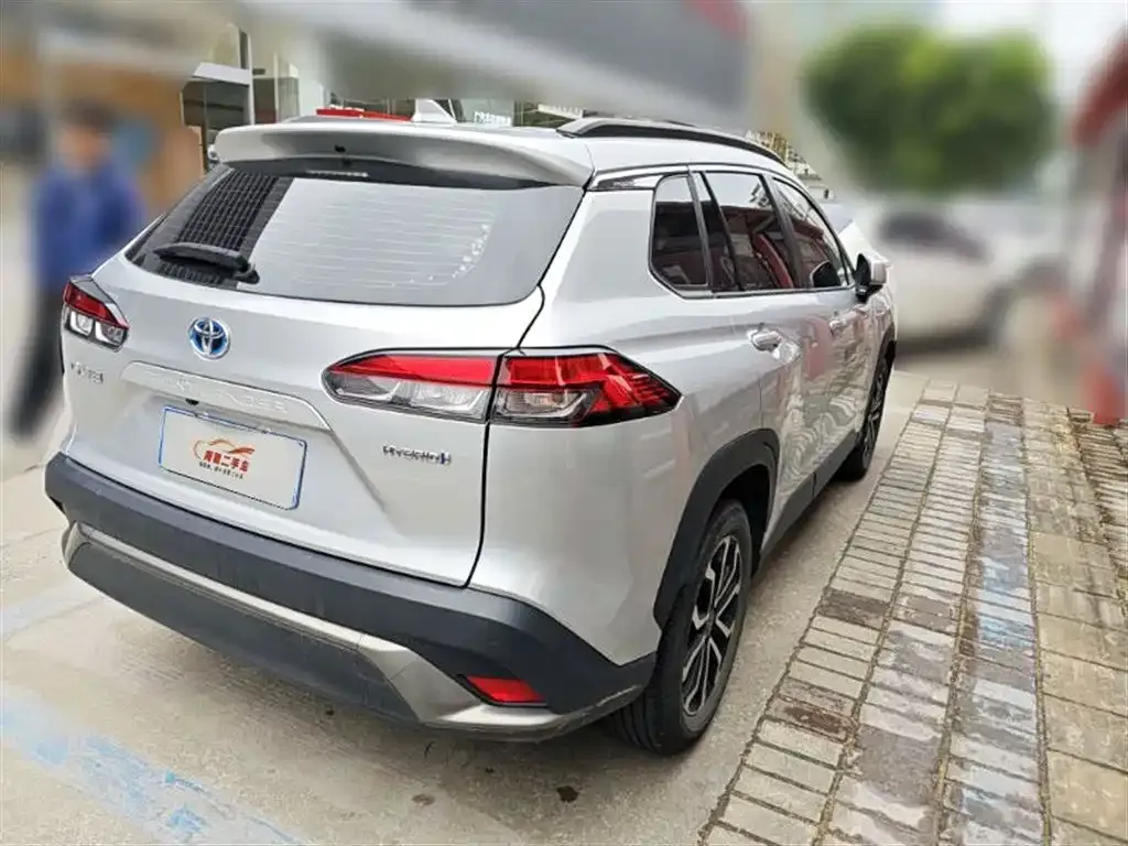 Toyota Frontlander 2023 из CN, фото 5