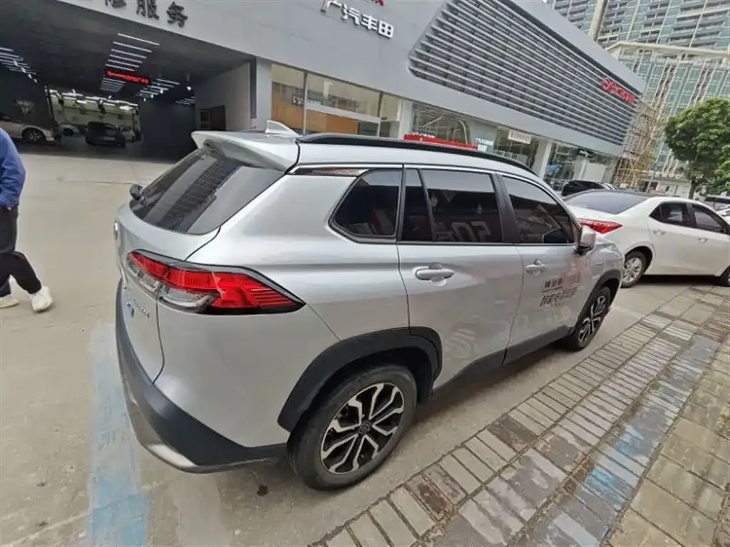 Toyota Frontlander 2023 из CN, фото 8