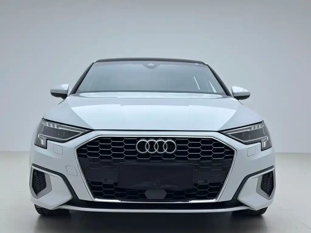 Audi A3 2021 из CN, фото 2