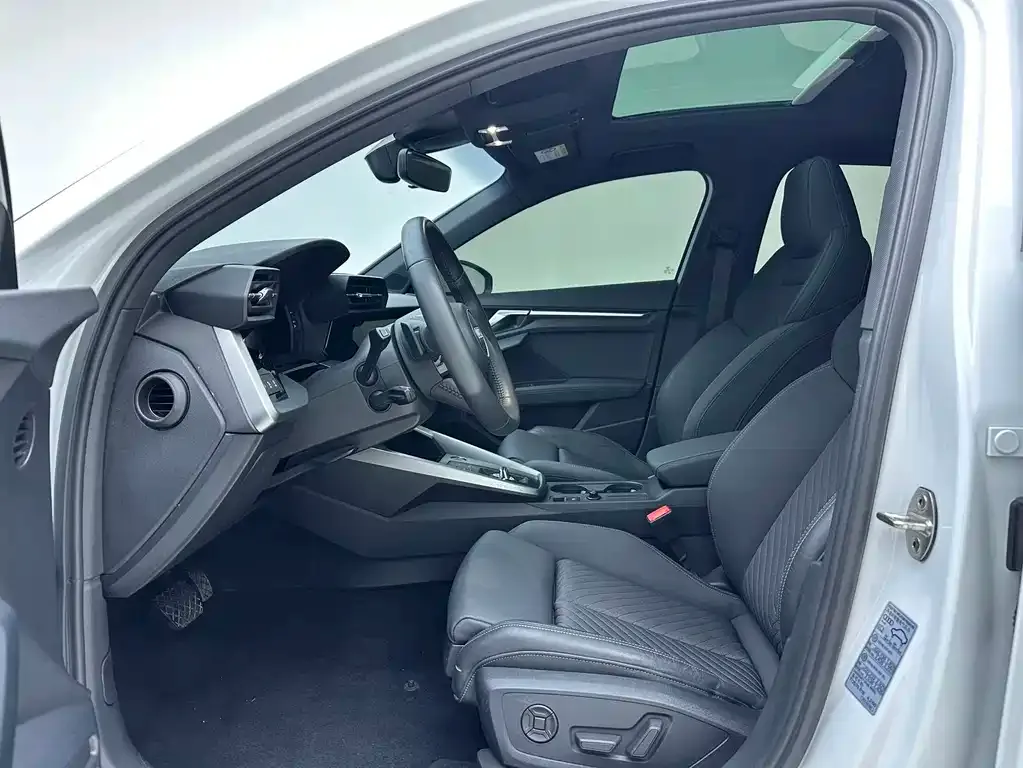 Audi A3 2021 из CN, фото 9