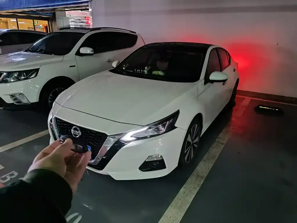Nissan Teana 2022 из CN, фото 1