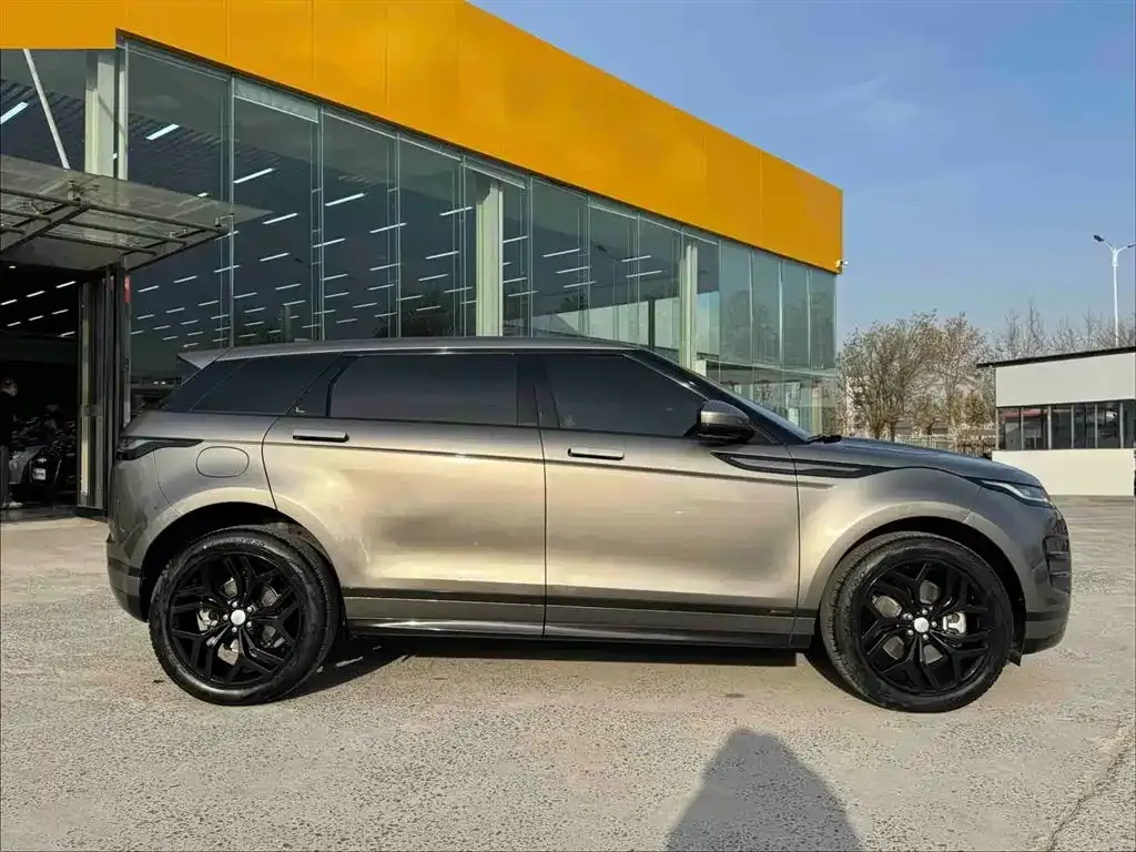 Land Rover Evoque — фото 7