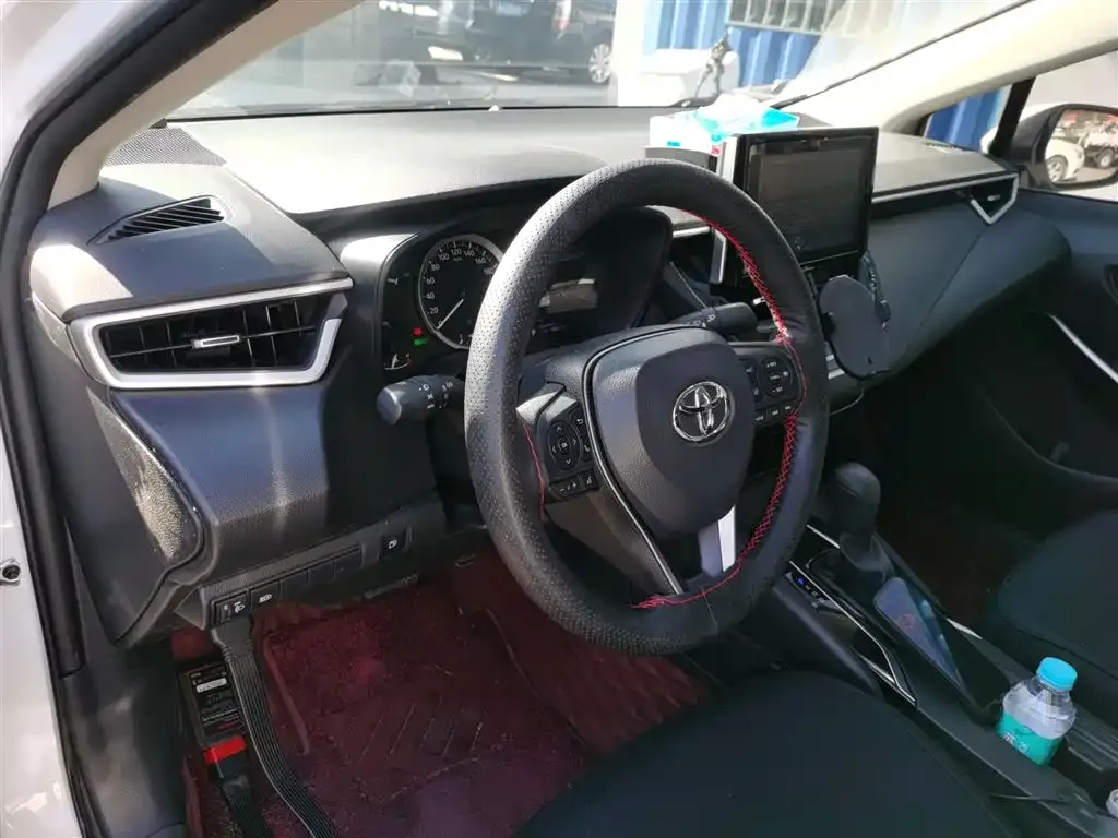 Toyota Corolla 2023 из CN, фото 8