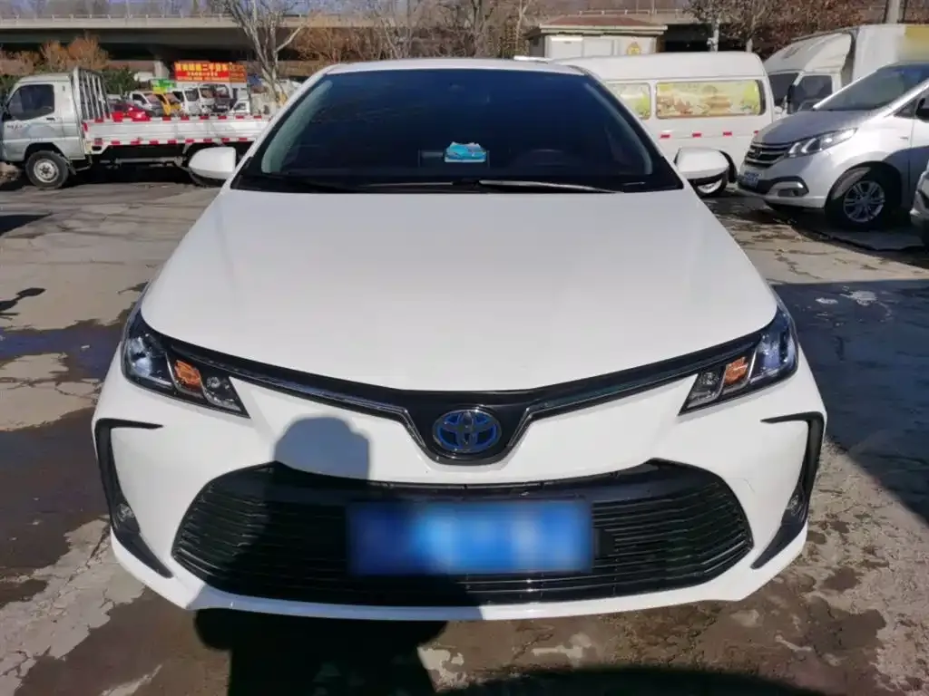 Toyota Corolla 2023 из CN, фото 6