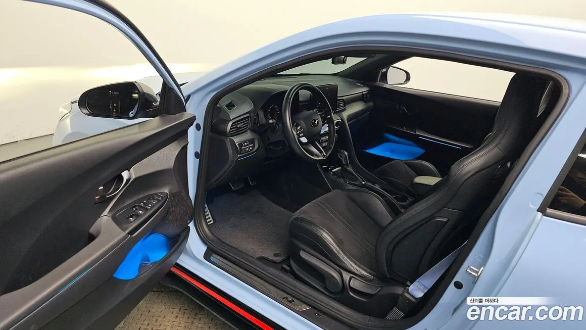 Hyundai Veloster — фото 9