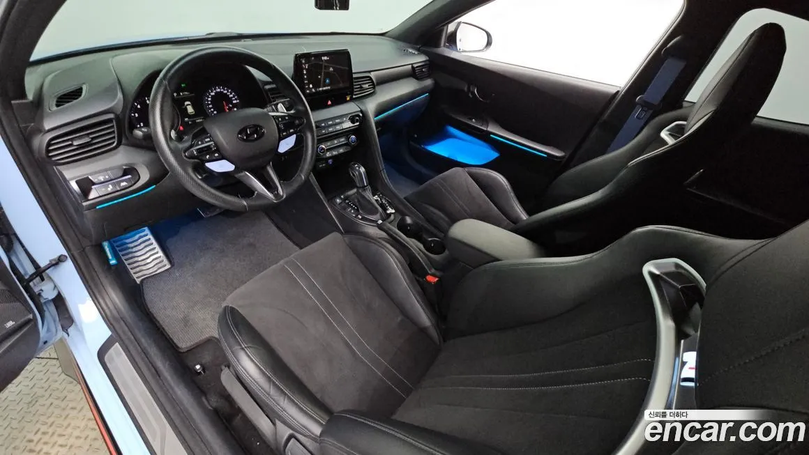 Hyundai Veloster — фото 5