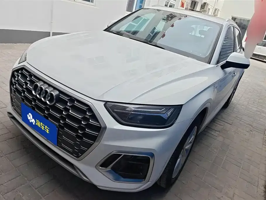 Audi Q5L 2022 из CN, фото 1