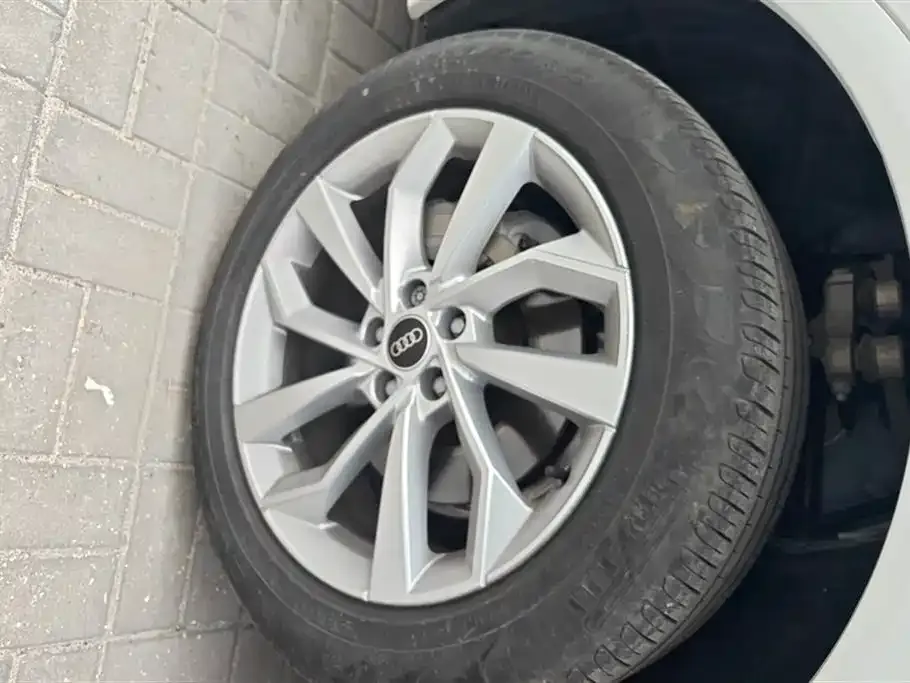 Audi Q5L 2022 из CN, фото 8