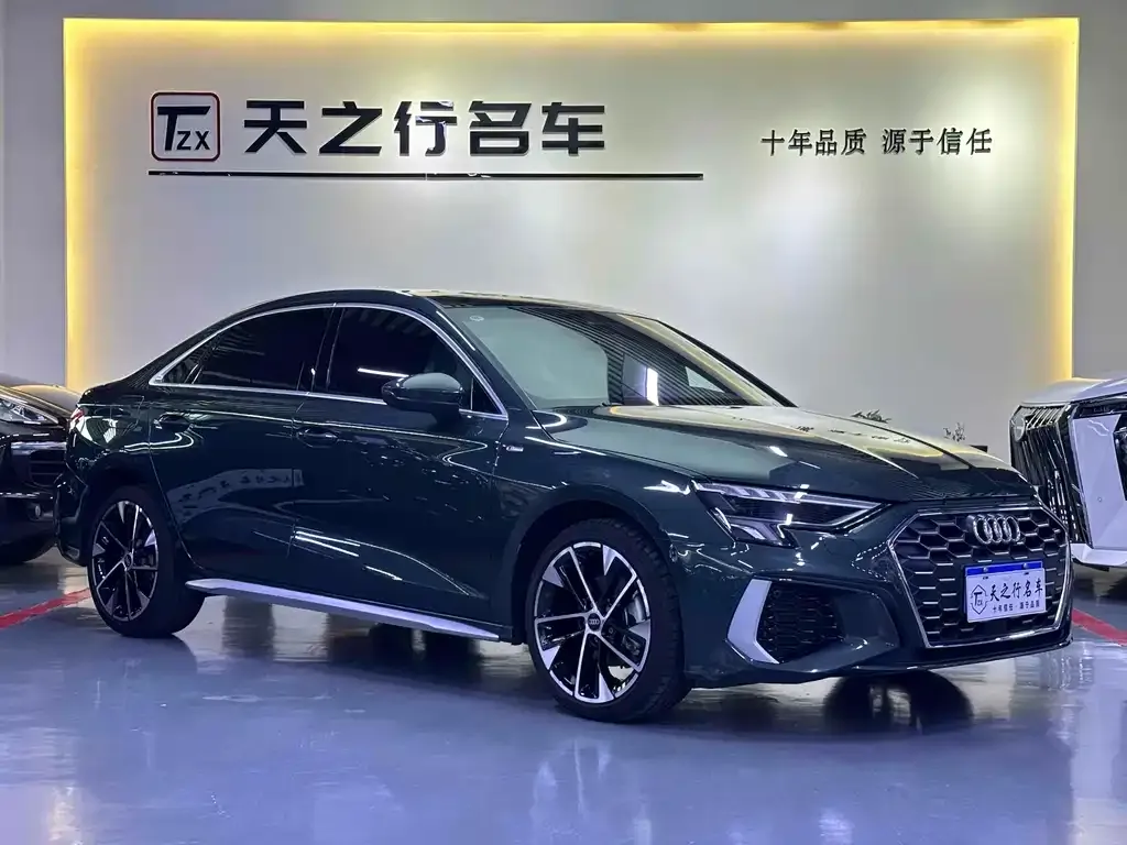 Audi A3 2023 из CN, фото 6