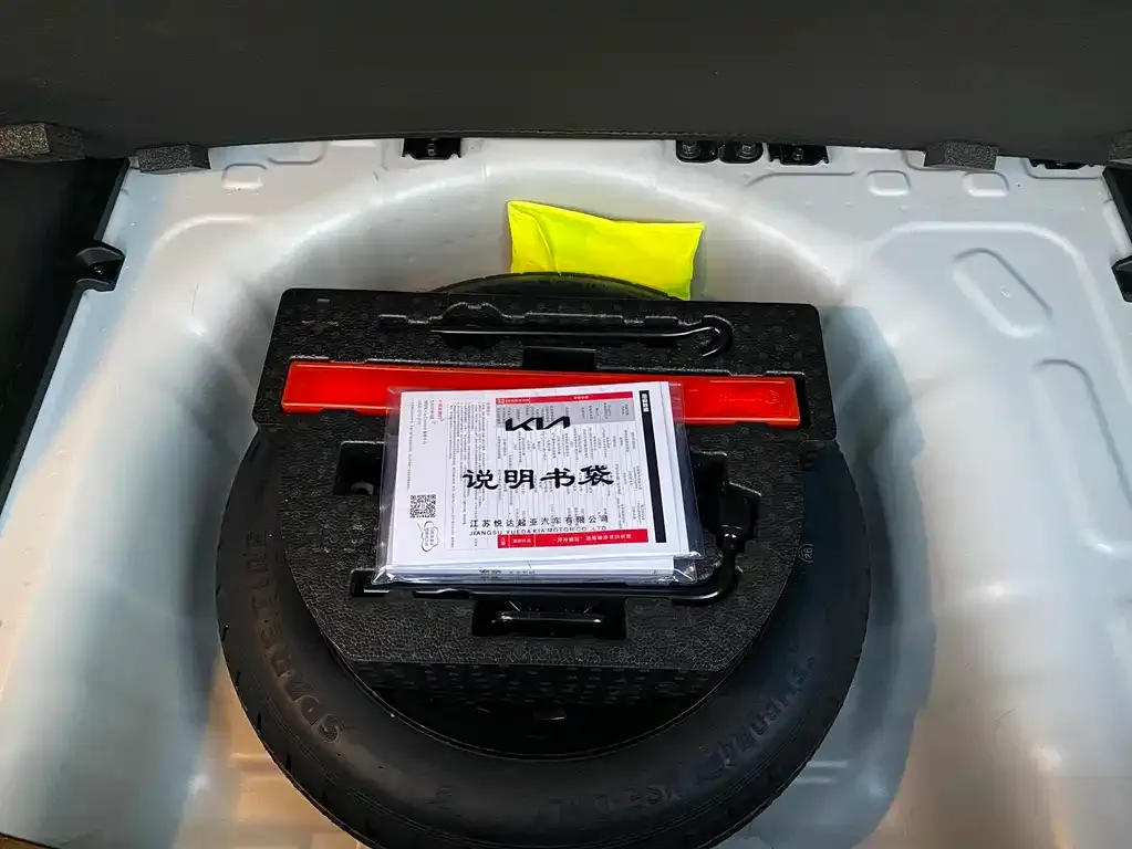 Kia Sonet 2024 из CN, фото 2